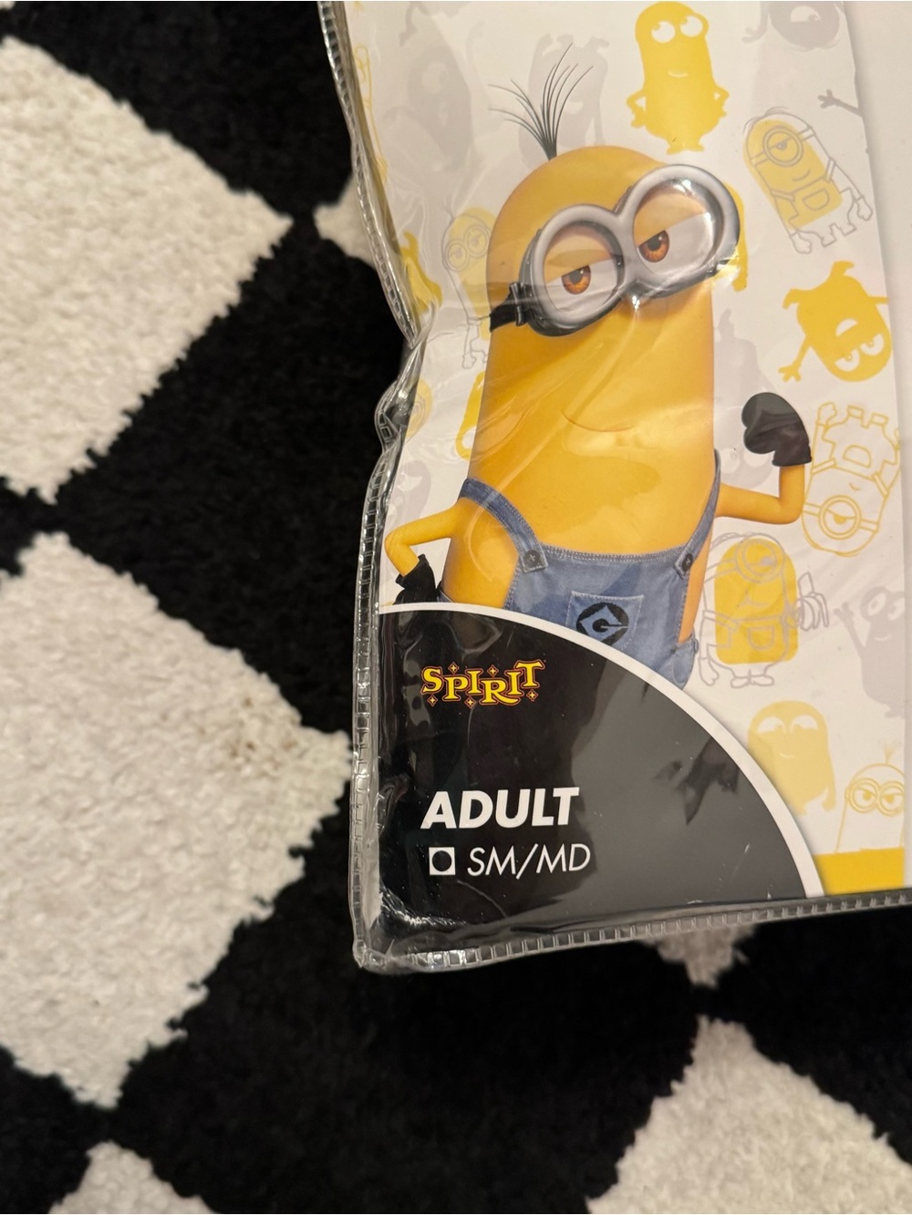 Despicable Me Minions Kevin Adult Unisex Jumpsuit Costume with Hoodie - Picture 9 of 11